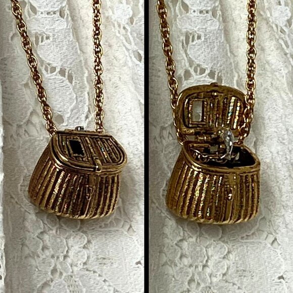 Vintage Signed MFA Gold Tone Basket & Hinged Fish Charm Necklace Cottagecore - Picture 3 of 13